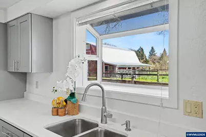 31481 Bellfountain Rd, Corvallis, OR 97333 - Photo 15