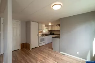 2010 SW 3rd St, Corvallis, OR 97333 - Photo 7