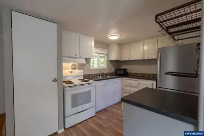 2010 SW 3rd St #16, Corvallis, OR 97333 - Photo 9