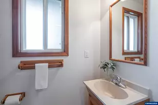 38565 Robinson Dr, Scio, OR 97374 - Photo 23