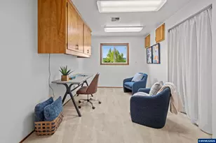 38565 Robinson Dr, Scio, OR 97374 - Photo 19