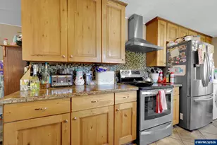26257 Old Holley Rd, Sweet Home, OR 97386 - Photo 29