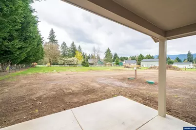 950 6th St, Lyons, OR 97358 - Photo 23