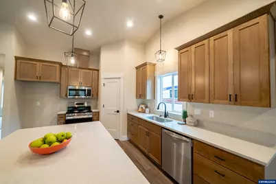 950 6th St, Lyons, OR 97358 - Photo 7