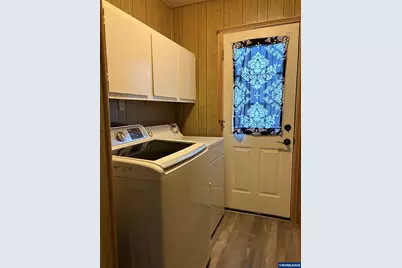 1935 Icabod St NE, Salem, OR 97305 - Photo 15