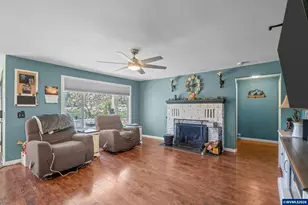 412 NW Rainwater Ln, Albany, OR 97321 - Photo 9