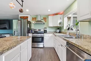 412 Rainwater Ln NW, Albany, OR 97321 - Photo 9