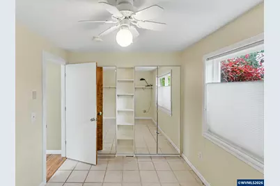 390 Salem Heights Av S, Salem, OR 97302 - Photo 17