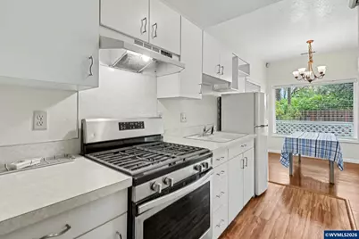 390 Salem Heights Av S, Salem, OR 97302 - Photo 37