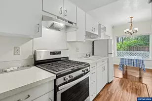 390 Salem Heights Ave S, Salem, OR 97302 - Photo 37