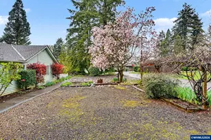 390 Salem Heights Ave S, Salem, OR 97302 - Photo 5