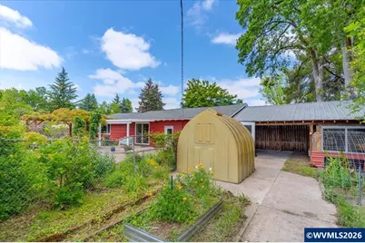 1490 Acacia Av, Eugene, OR 97408 - Photo 33