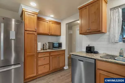 1490 Acacia Av, Eugene, OR 97408 - Photo 13