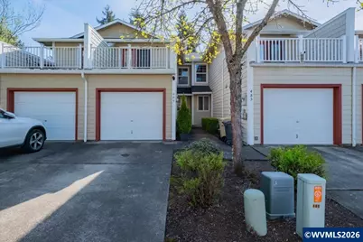 489 NE Conifer Bl, Corvallis, OR 97330 - Photo 1