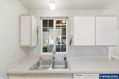 489 NE Conifer Bl, Corvallis, OR 97330 - Photo 7