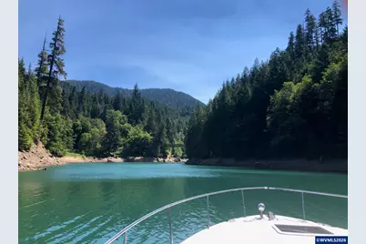 105 1st St W, Detroit, OR 97342 - Photo 7