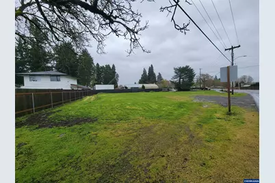 5010 Windsor Island Rd N, Keizer, OR 97303 - Photo 9