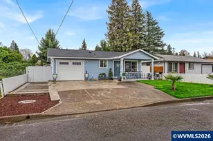 540 Leasure St, Woodburn, OR 97071 - Photo 3