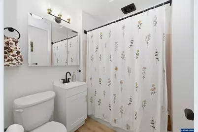 239 NE Azalea Dr, Corvallis, OR 97330 - Photo 23