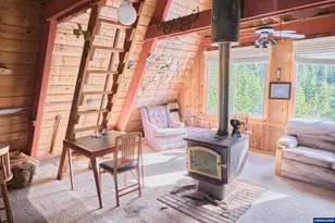 27605 Big Lake Rd, Sisters, OR 97759 - Photo 7