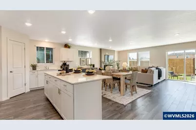 113 Greencrest St NE, Salem, OR 97301 - Photo 9