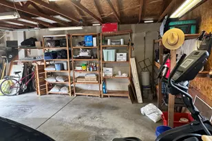 613 Royalty Cir NE, Salem, OR 97301 - Photo 17