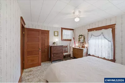 504 Washburn St, Brownsville, OR 97327 - Photo 33