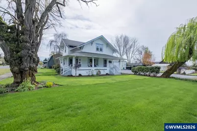 504 Washburn St, Brownsville, OR 97327 - Photo 3