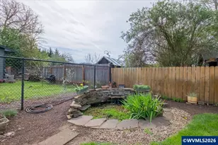 504 Washburn St, Brownsville, OR 97327 - Photo 49