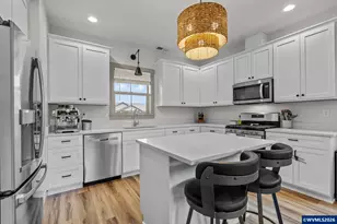 454 SW Rose Ave, Dallas, OR 97338 - Photo 13