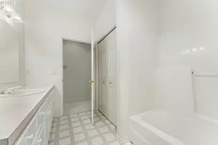 1702 NW Troon Ct, McMinnville, OR 97128 - Photo 25