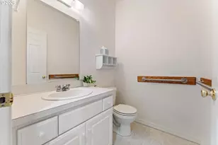 1702 NW Troon Ct, McMinnville, OR 97128 - Photo 15