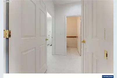 1702 NW Troon Ct, McMinnville, OR 97128 - Photo 13