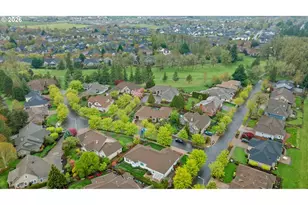 1702 NW Troon Ct, McMinnville, OR 97128 - Photo 47