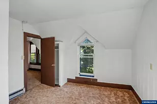 700 S Water St, Silverton, OR 97381 - Photo 23