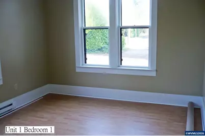 700 S Water St, Silverton, OR 97381 - Photo 11