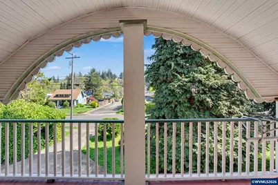 700 S Water St, Silverton, OR 97381 - Photo 29