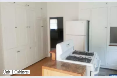 700 S Water St, Silverton, OR 97381 - Photo 7