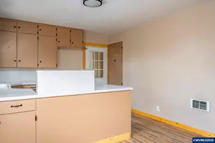 1520 N Maple St, Canby, OR 97013 - Photo 9