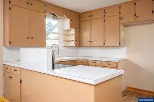 1520 N Maple St, Canby, OR 97013 - Photo 5