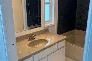 1400 Candlelight Dr, Eugene, OR 97402 - Photo 23