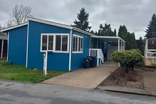 1400 Candlelight Dr, Eugene, OR 97402 - Photo 3