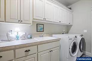 275 Mirasol Ave SE, Salem, OR 97306 - Photo 37