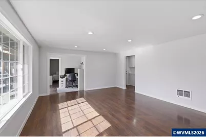 585 45th Pl NE, Salem, OR 97301 - Photo 15