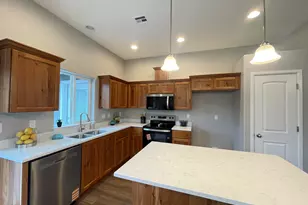 1469 Crittenden St SW, Albany, OR 97321 - Photo 17