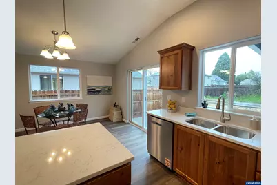 1469 Crittenden St SW, Albany, OR 97321 - Photo 15