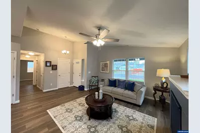 1469 Crittenden St SW, Albany, OR 97321 - Photo 7