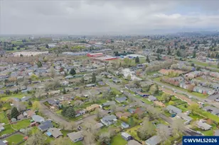 341 NE Cambridge Cir, Corvallis, OR 97330 - Photo 41