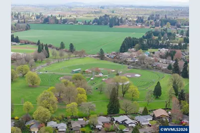 341 NE Cambridge Cir, Corvallis, OR 97330 - Photo 45