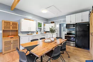 6832 Macleay Rd SE, Salem, OR 97317 - Photo 11